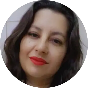 Bruna N.